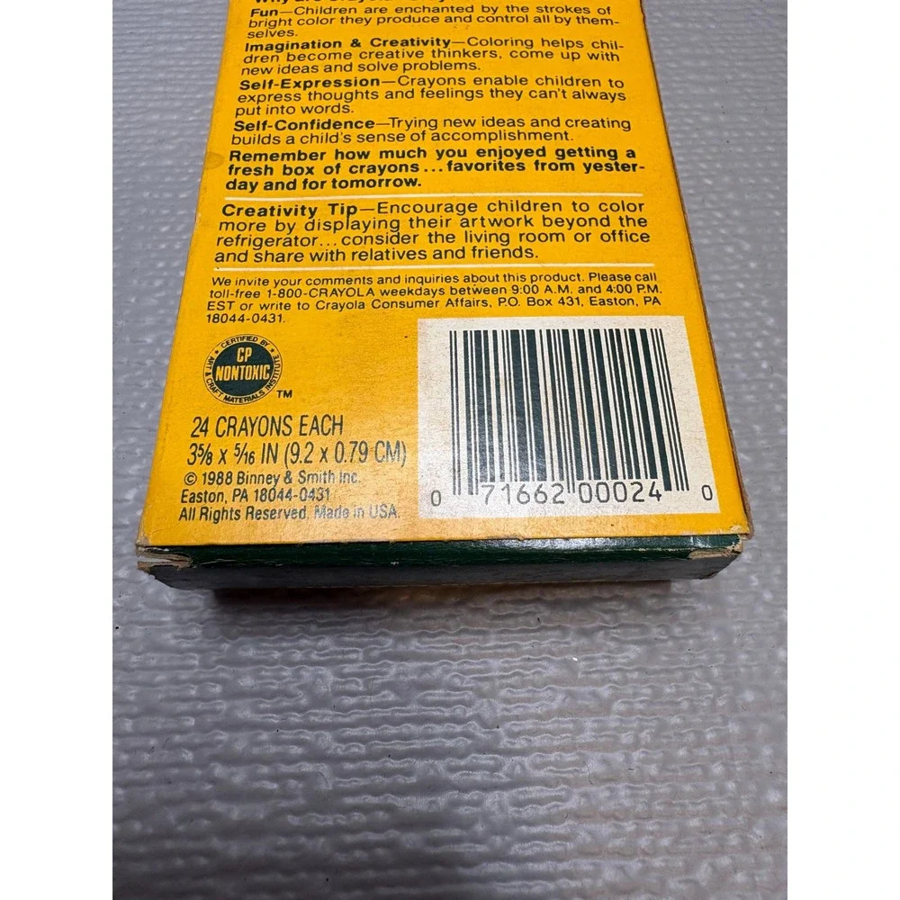 Vintage‎ 1988 Crayola Crayons 24 Count Box Binney & Smith 52-3024 Made in USA